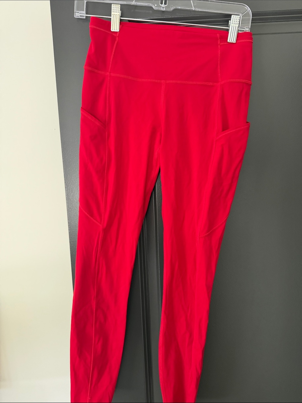 Women's High-Waist Red Active Leggings with Side Pockets LULULEMON